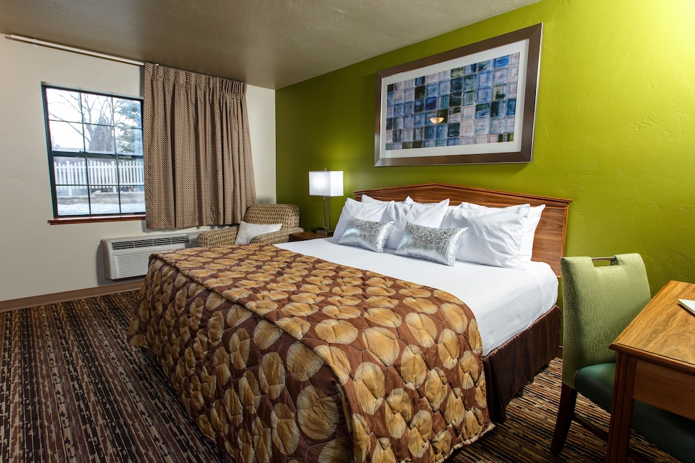 Extended Stay Airport in Green Bay, United States