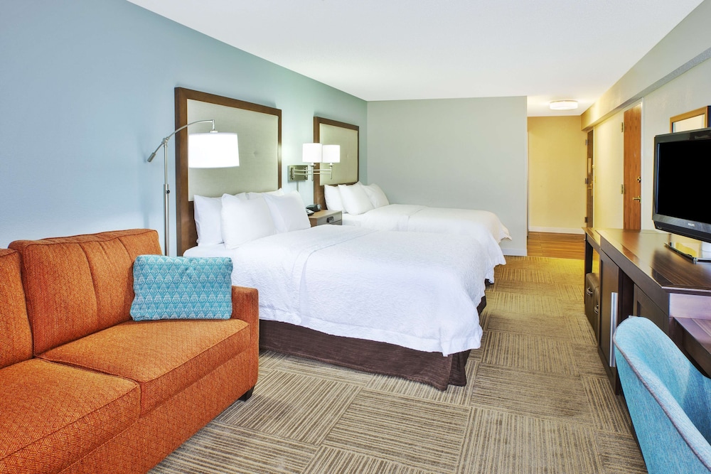 Hampton Inn Gaylord - photo 5