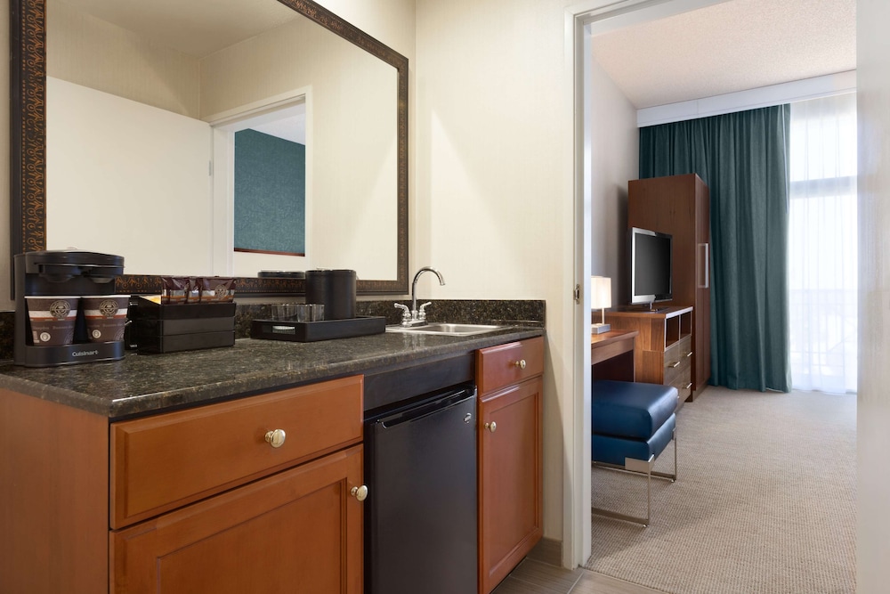 Embassy Suites by Hilton Brea North Orange County - photo 14