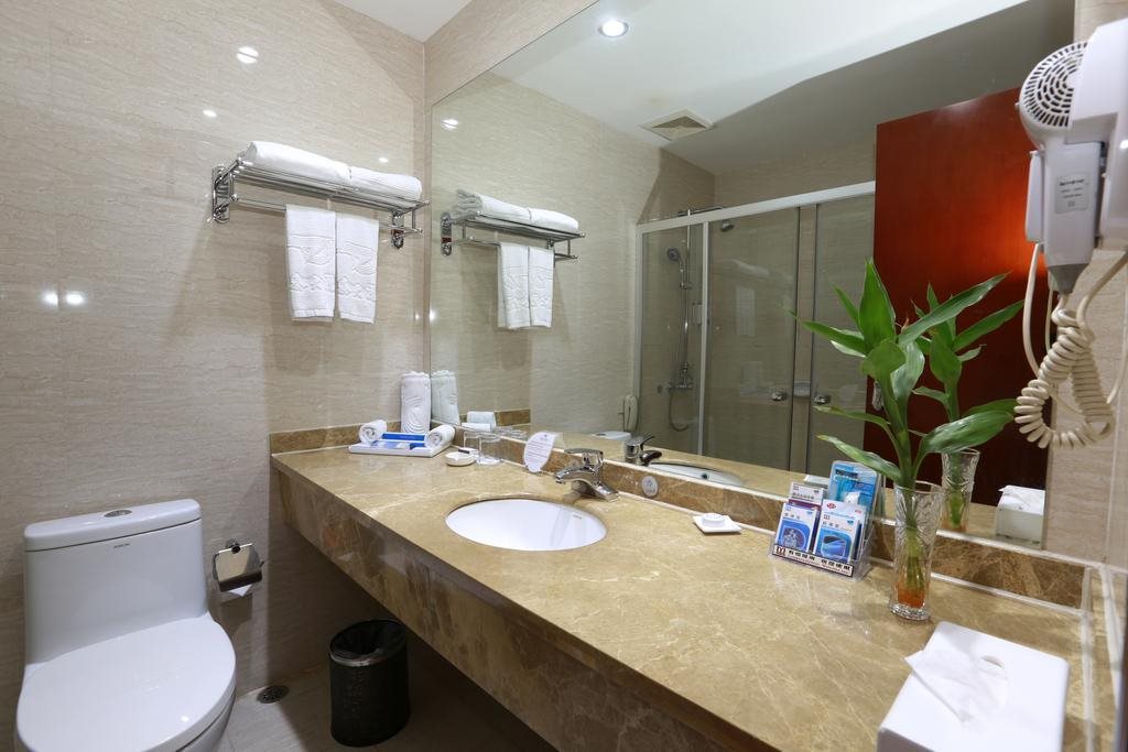 Yuhang Hotel — hotel in Qinzhou