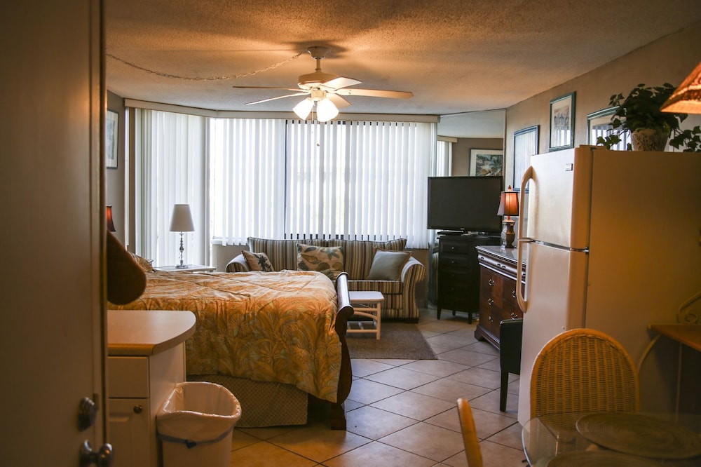Top of the Gulf by Emerald View Resorts - photo 2