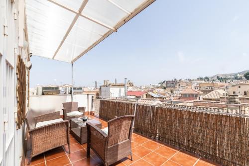 Atico Espectacular En Pleno Centro Parking Gratuito in Granada, Spain