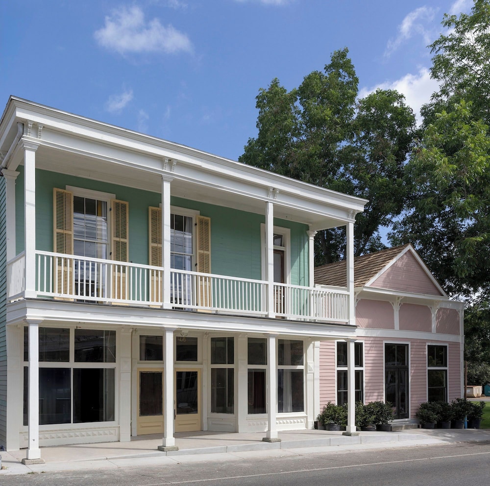 Hotel Klaus - carbon neutral hotel in Washington