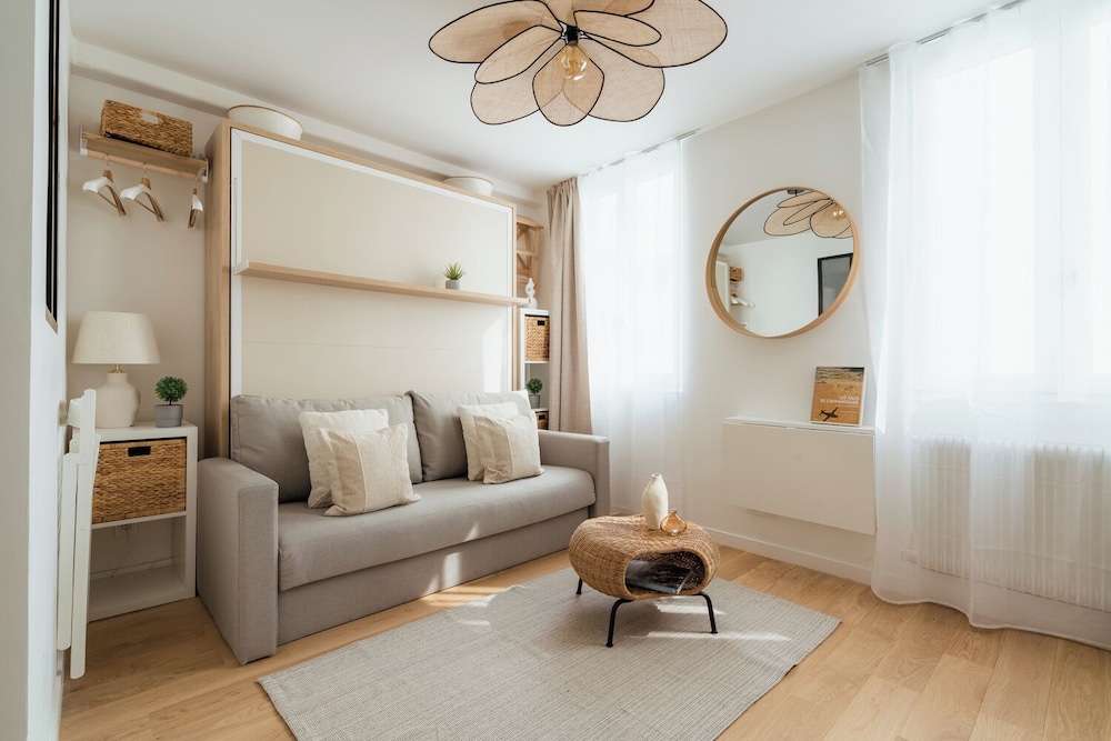 Cosy studio près du Panthéon — 4-Star Luxury Hotel in Paris, France