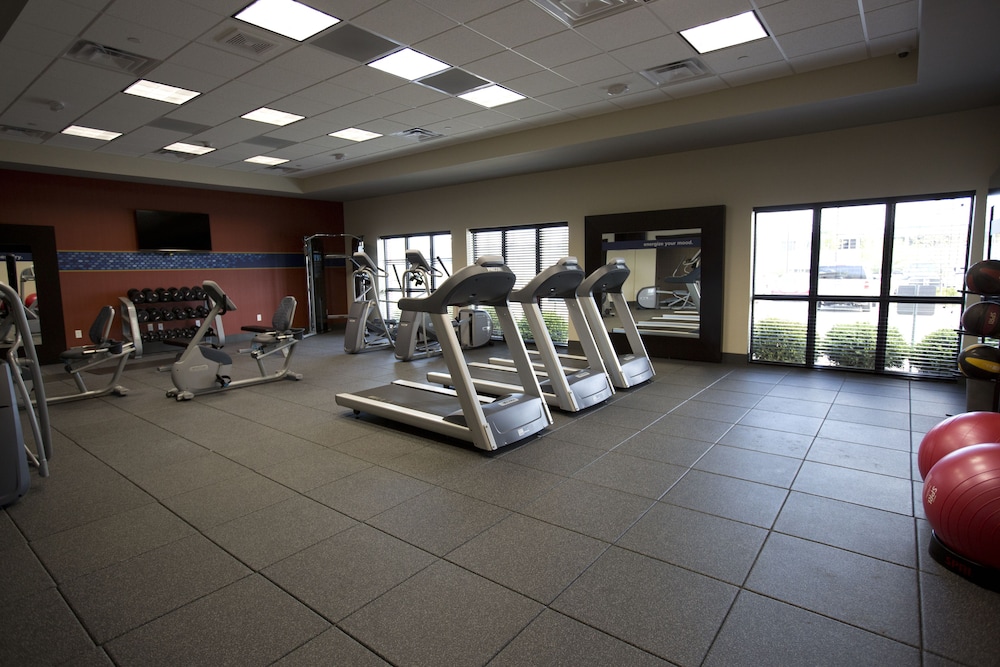 Hampton Inn Blue Ash Cincinnati - photo 40