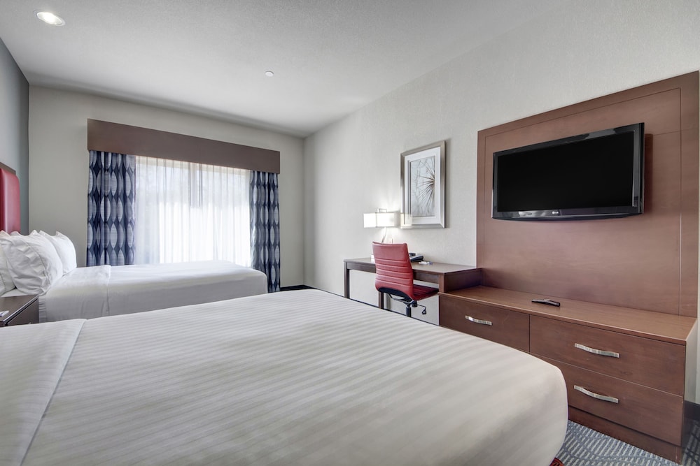 Holiday Inn Express & Suites Oklahoma City North by IHG - photo 8