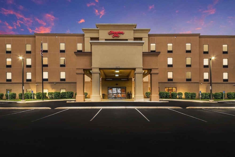 Hampton Inn Greenfield - photo 59