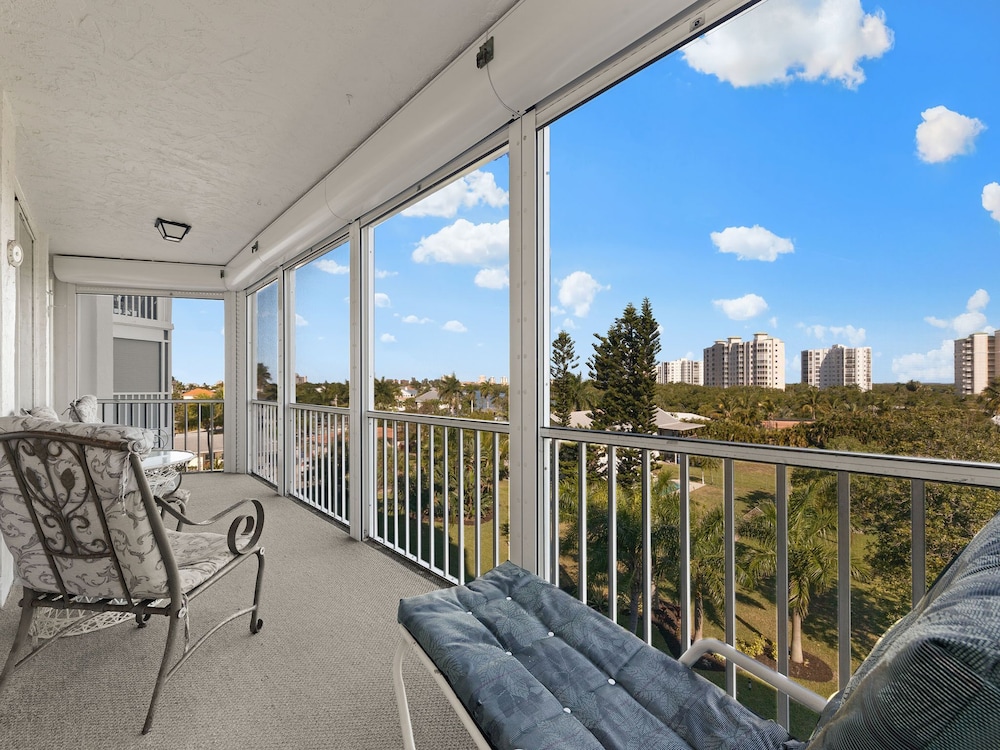 Marina Towers 406 - featured photo