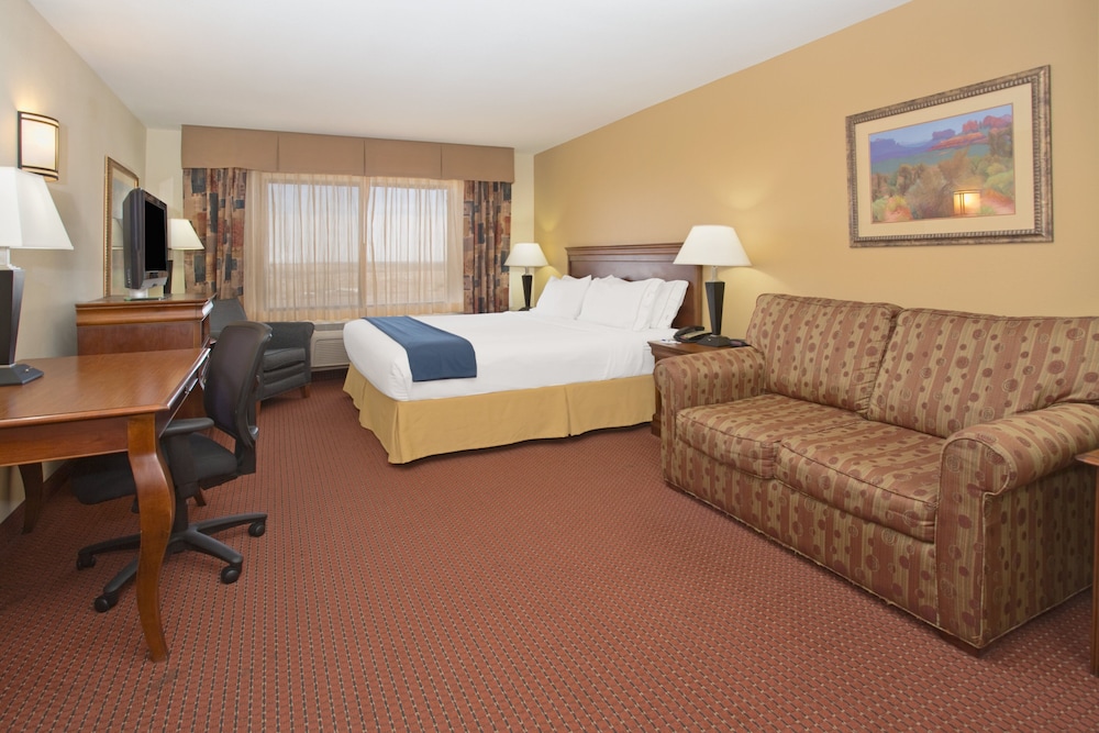Holiday Inn Express Hotel & Suites Las Vegas by IHG - photo 10