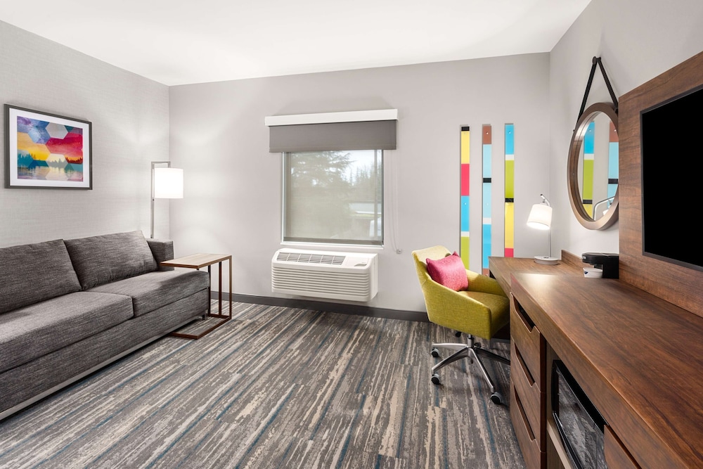 Hampton Inn & Suites Portland Tigard - photo 13