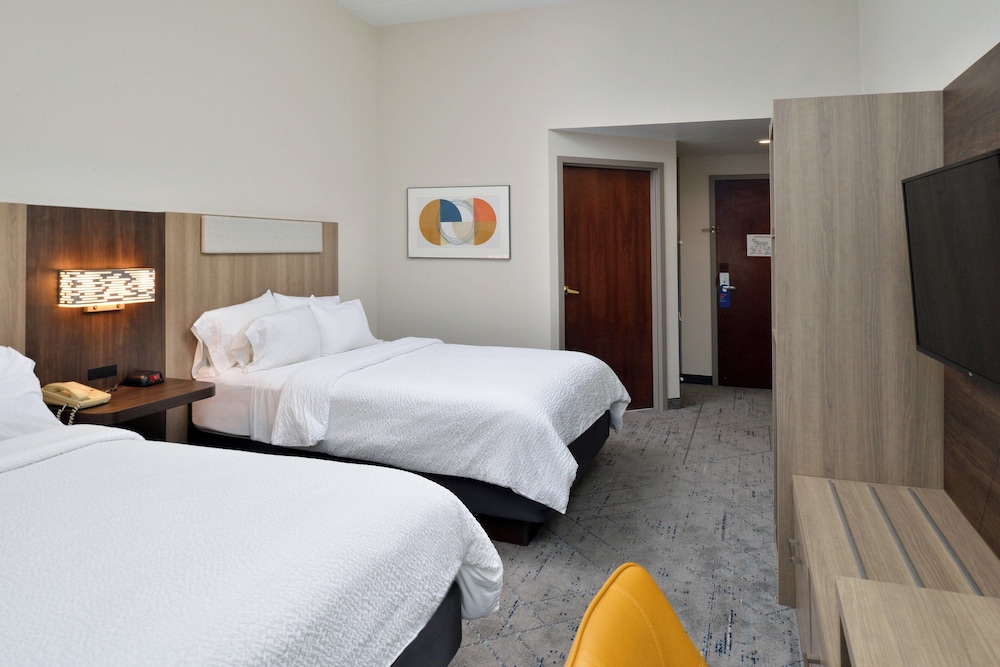 Holiday Inn Express Lewisburg New Columbia by IHG - photo 9