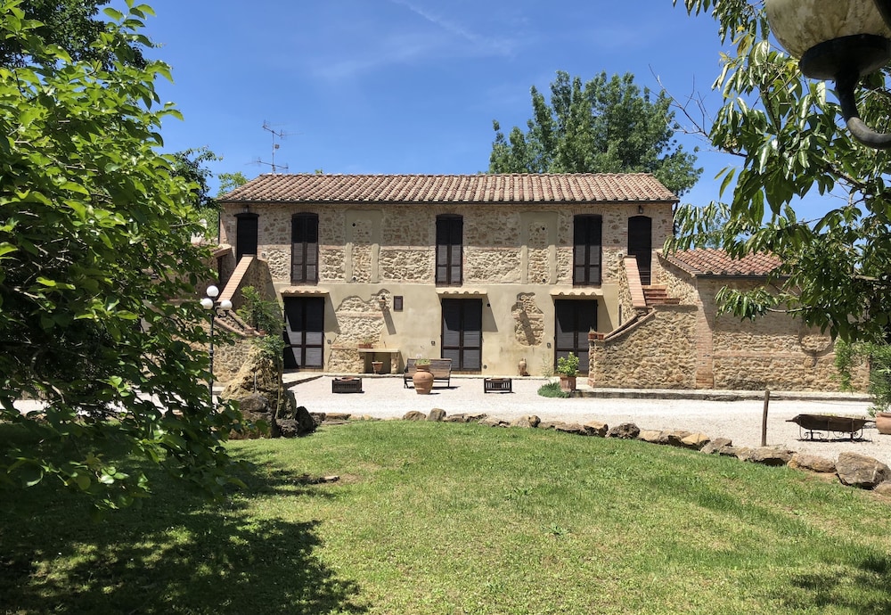 Casale San Giovanni in Massa Marittima, Italy