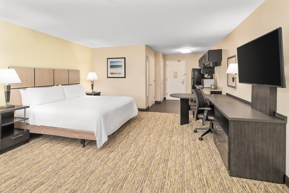 Candlewood Suites Destin Sandestin by IHG - photo 12