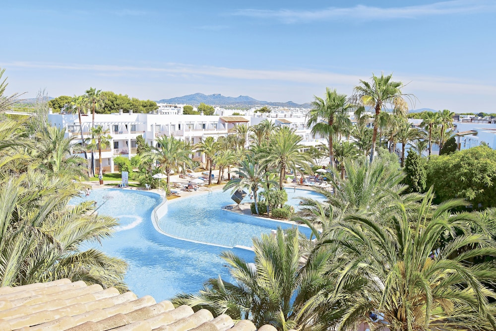 Hotel Calimera Fido Gardens — 4-Star Luxury Hotel in Santanyi, Spain