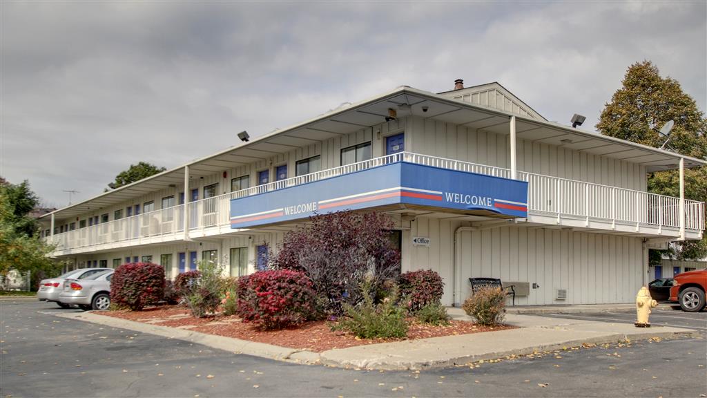 Motel 6 Des Moines IA North - featured photo
