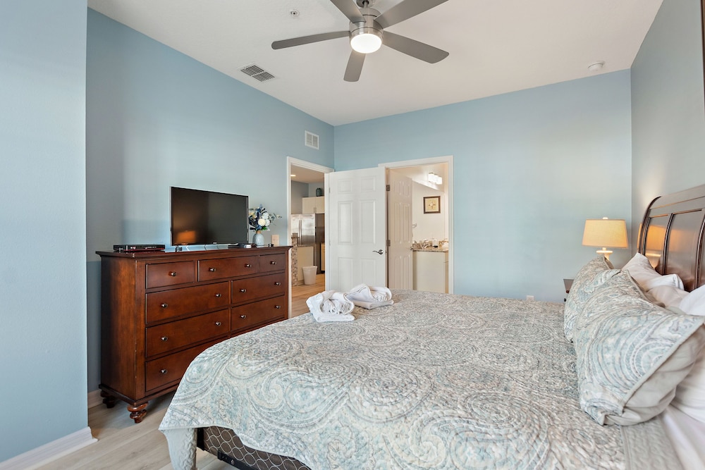Magic Hideaway @ Lucaya Resort Sleeps 8 #909 - photo 6