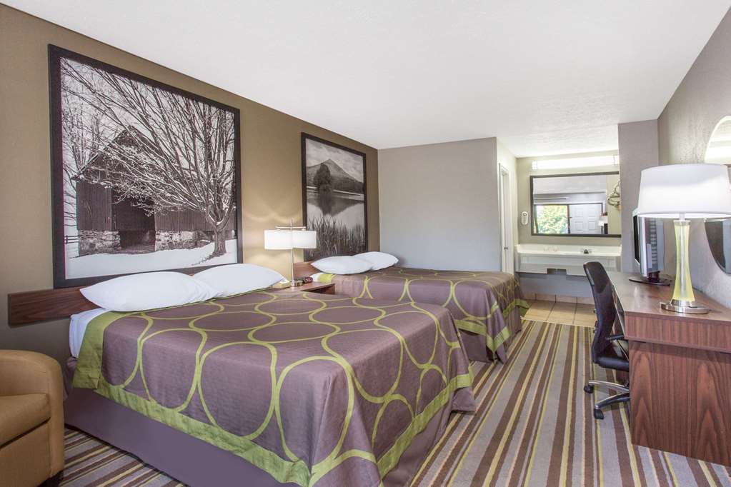 Super 8 by Wyndham Wytheville - photo 6