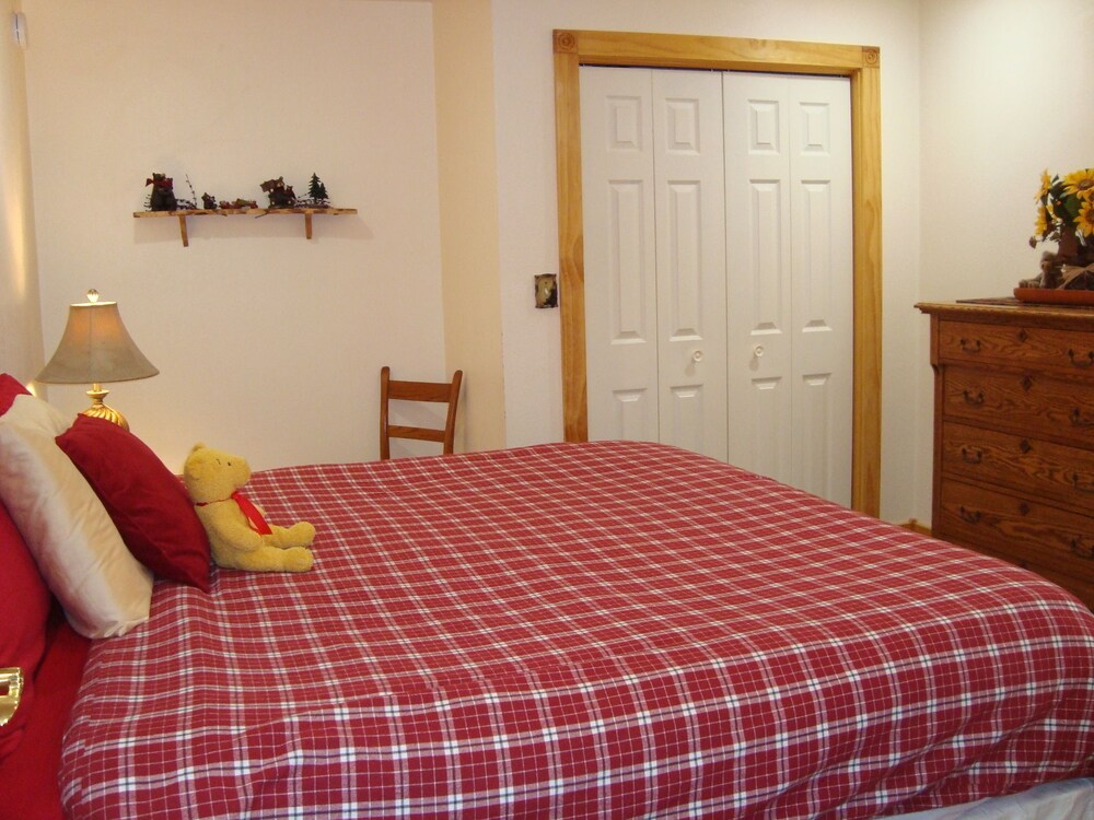 The Bear Den - photo 3