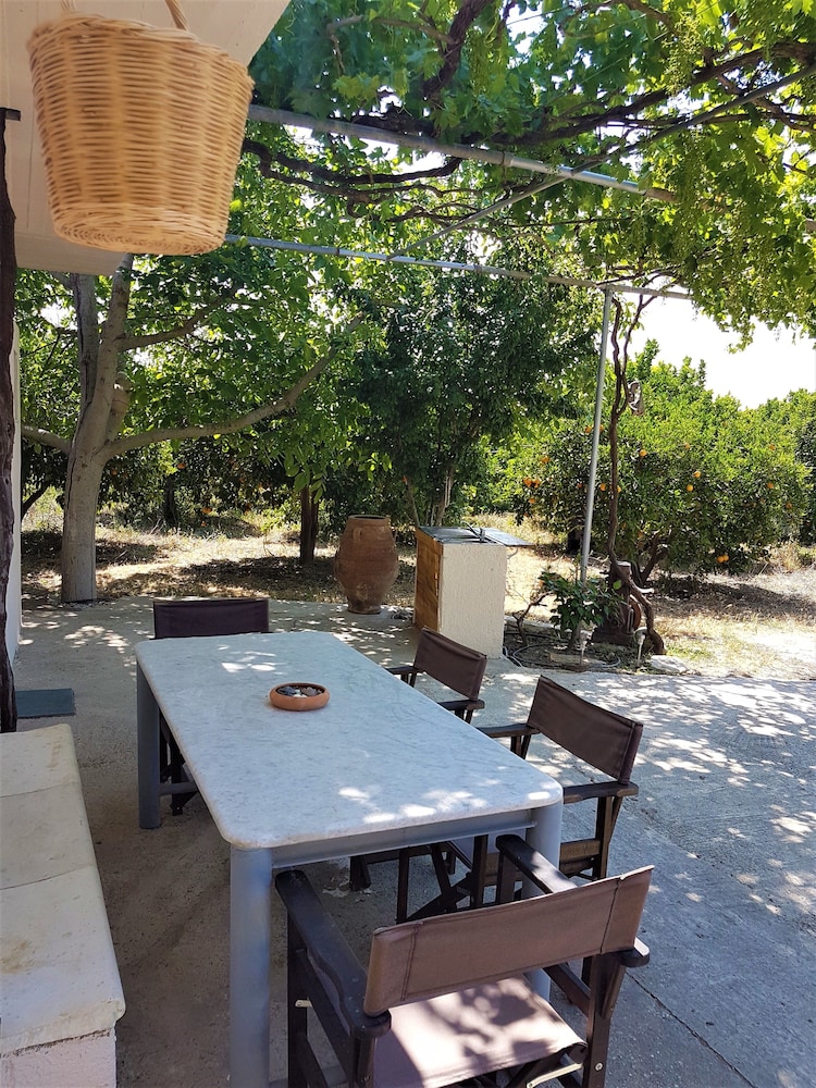 Farm House in Bio Orange Plantation — 4-Star Luxury Hotel in Moires, Greece