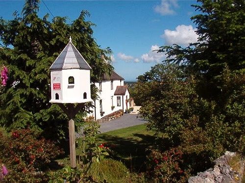 Celyn Villa Bed and Breakfast — 4-Star Luxury Hotel in Holywell, United Kingdom