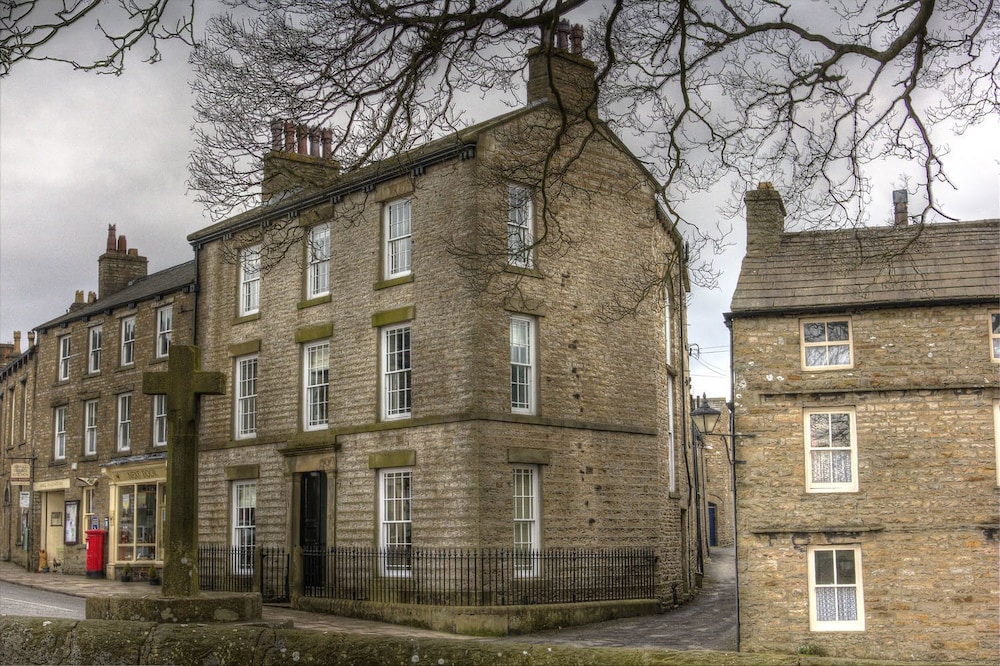 Skeldale House 'All Creatures Great & Small' Luxury Apartments & Studios in Askrigg Yorkshire Dales — 4-Star Luxury Hotel in Leyburn, United Kingdom