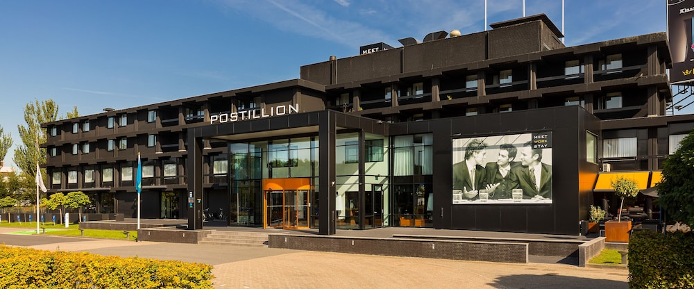 Postillion Hotel Dordrecht — 4-Star Luxury Hotel in Dordrecht, Netherlands