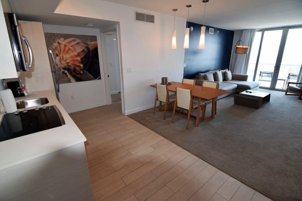 Stuning Ocean View 3 Bed 3 Bath Across The Beach @ Beachwalk - photo 17