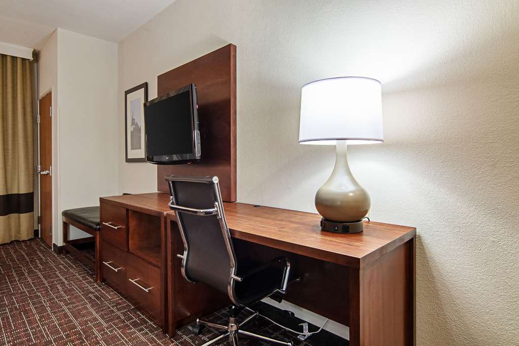 Comfort Suites NW Dallas Near Love Field - photo 30