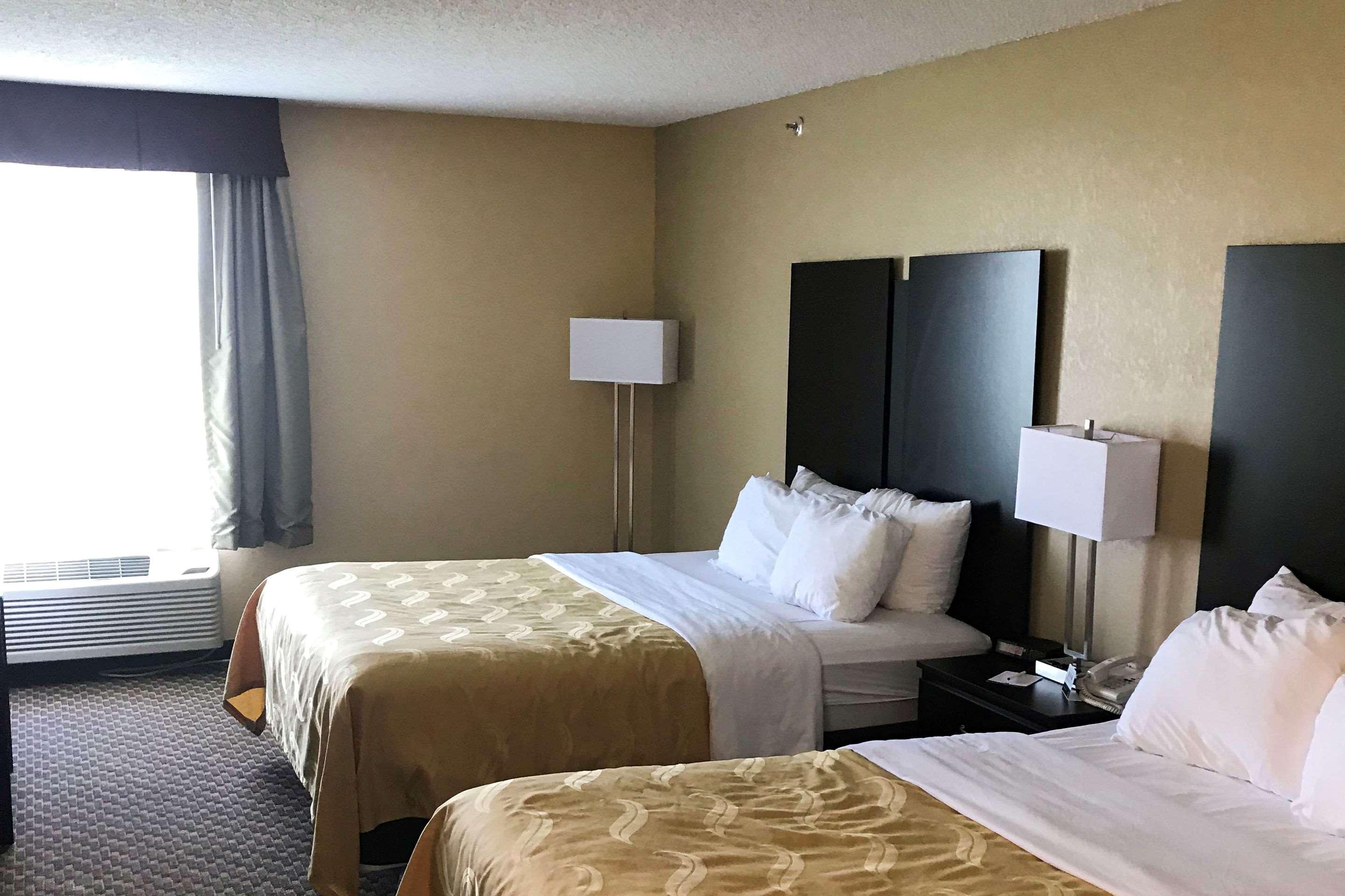Quality Inn & Suites Mendota near I 39 - photo 6