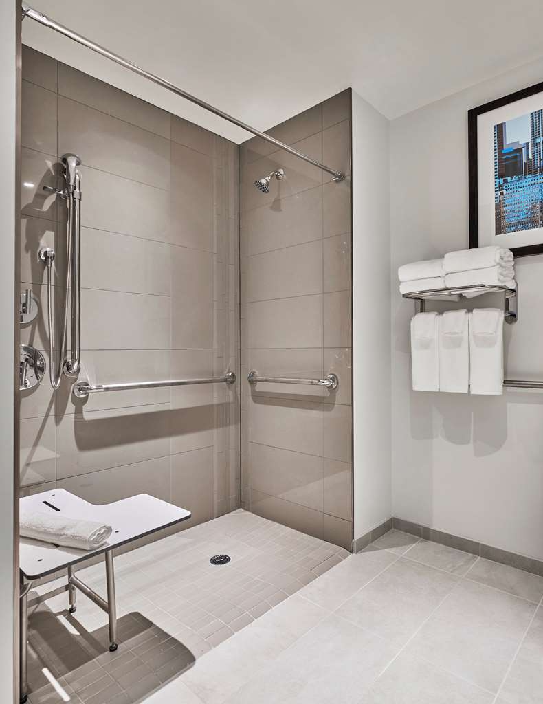Hyatt House Chicago Medical University District - photo 22