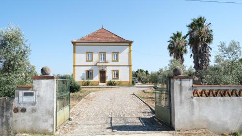 Casa da Papoila — 4-Star Luxury Hotel in Abrantes, Portugal