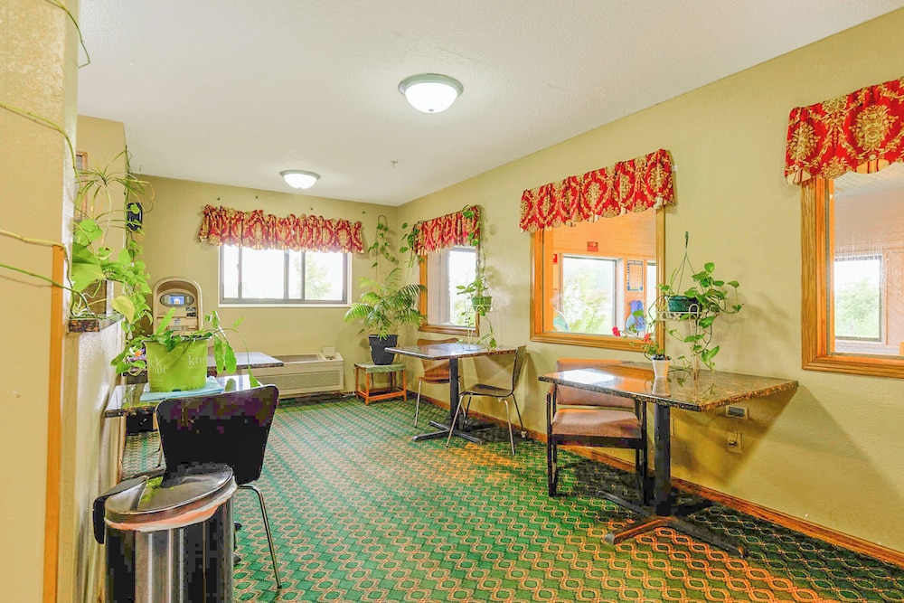 Super Sleep Inn By OYO I 80 Princeton - photo 2