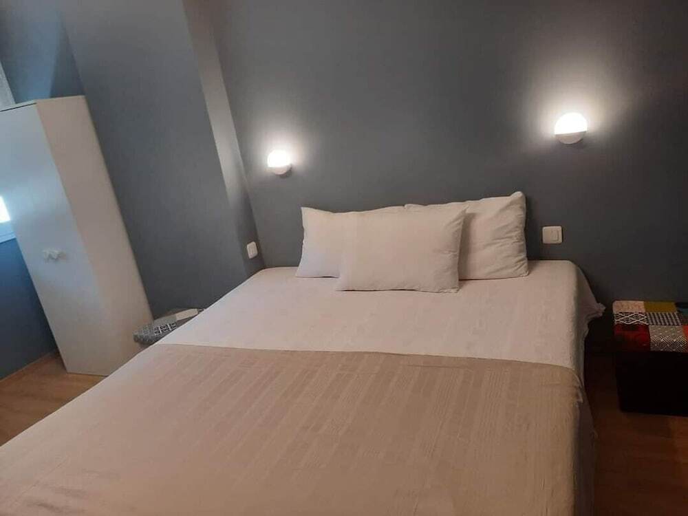 Hotel Chantecler — Meudon — photo 3