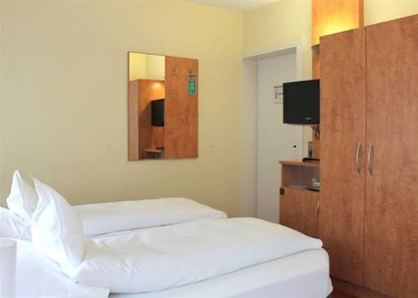 Hotel Ostmeier — Bochum — photo 3