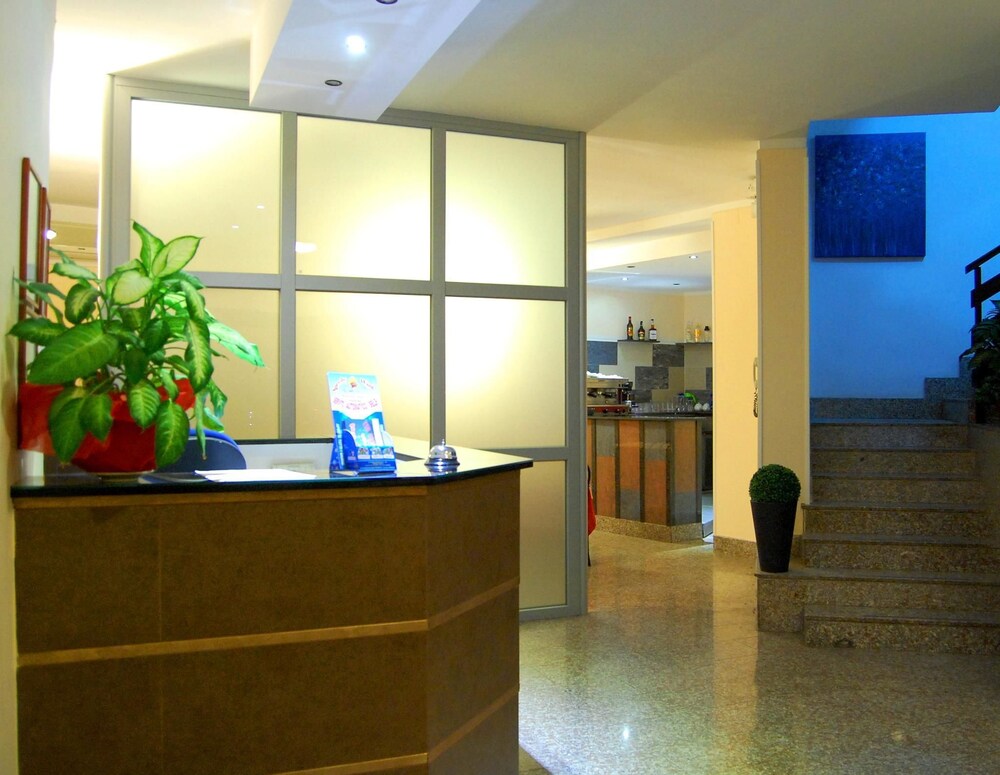 Hotel Mediterraneo — hotel in Giovinazzo