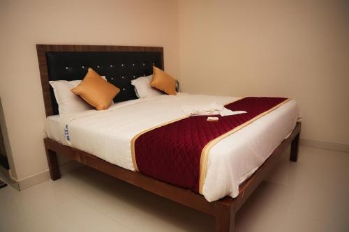Vs Heritage Inn - last minute hotel in Vallam