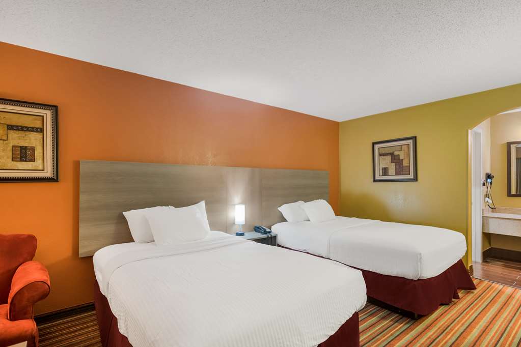 SureStay Hotel by Best Western Mt Pleasant - photo 10