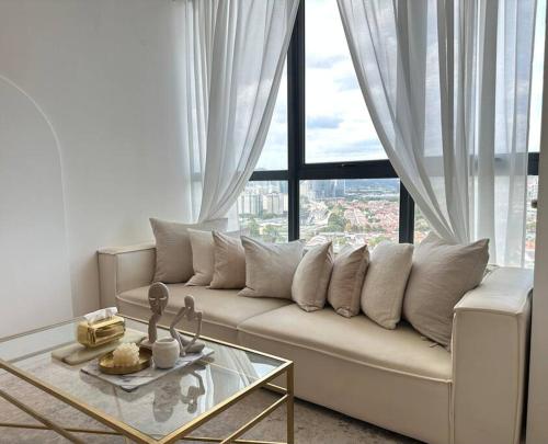 The Gilded Studio Petaling Jaya with city view — 4-Star Luxury Hotel in Petaling Jaya, Malaysia