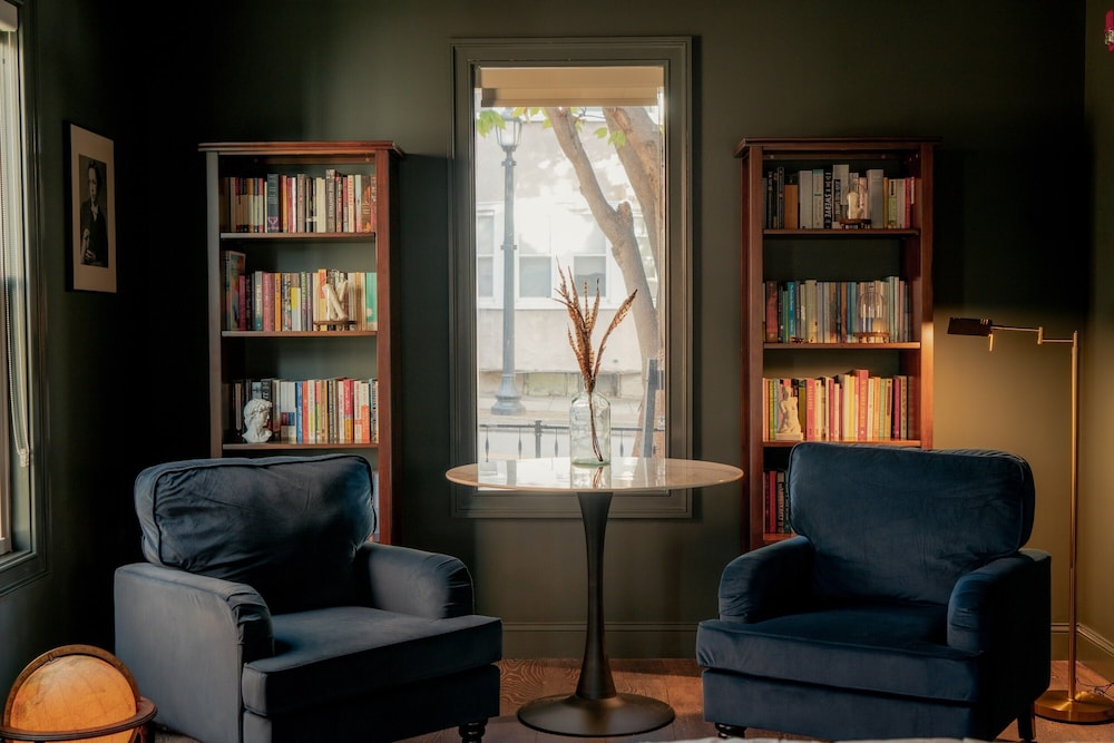The Bookhouse Hotel - photo 8