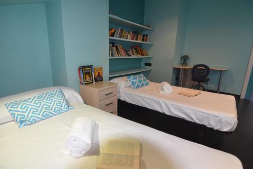 RNET Apartments Roses Centre — 4-Star Luxury Hotel in Roses, Spain