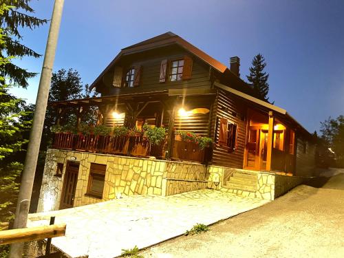 Vila Idila — 4-Star Luxury Hotel in Zabljak, Montenegro