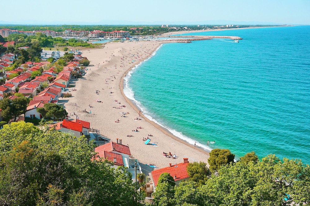Village Vacances Azureva Argelès sur Mer — hotel in Argelers