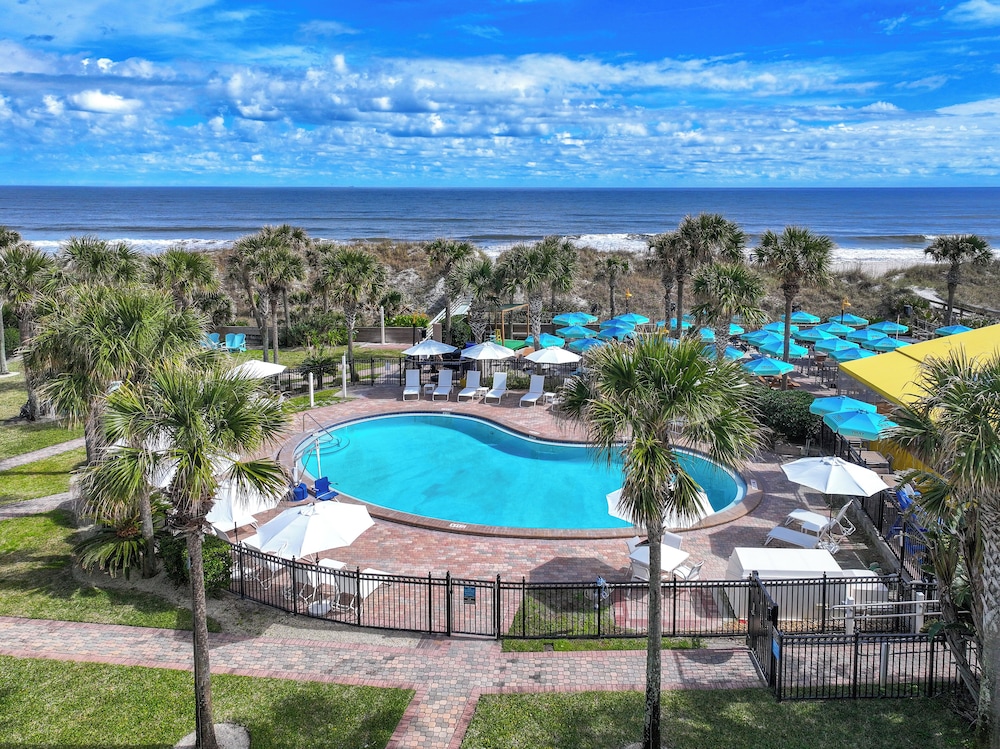 Seahorse Oceanfront Inn - photo 126