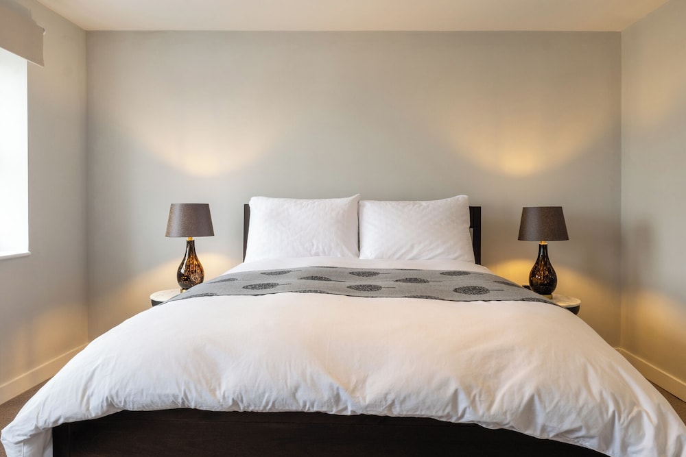 Stunning High Street Loft in Cheltenham in Cheltenham, United Kingdom