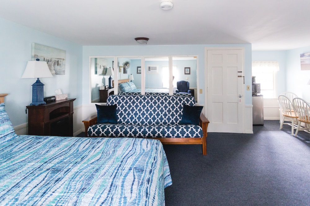A Beach Breeze Inn - photo 8