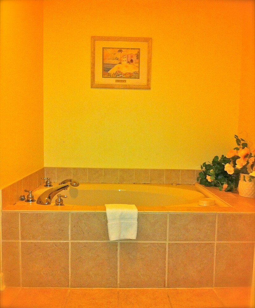 The Abbé House Inn - photo 10