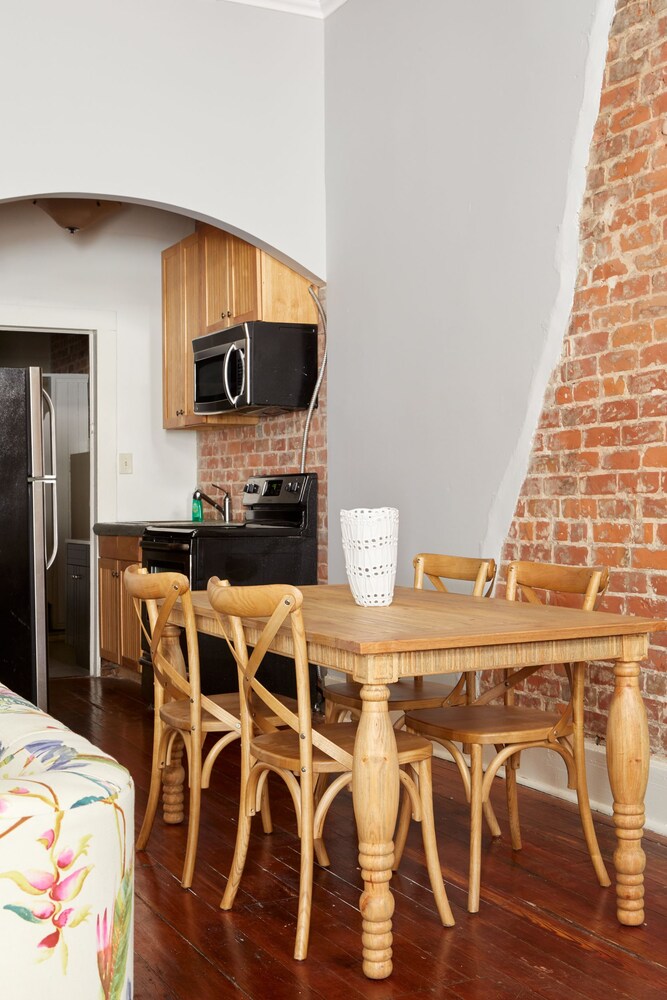 Charming Central Business District Studios by Sonder - photo 29