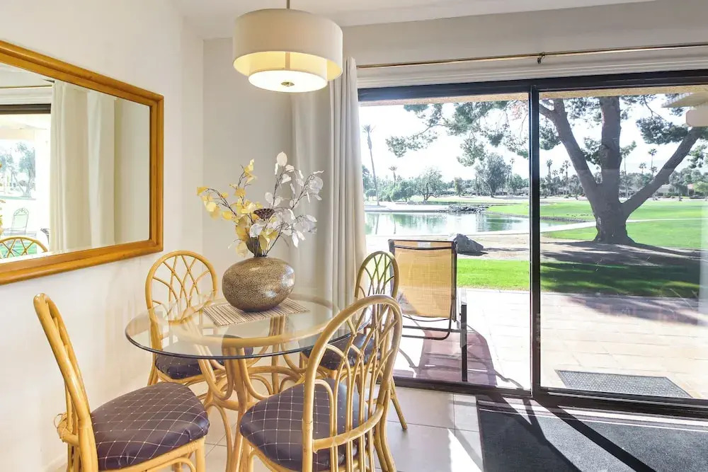Pet friendly Palm Desert Gem on Golf Course - photo 15