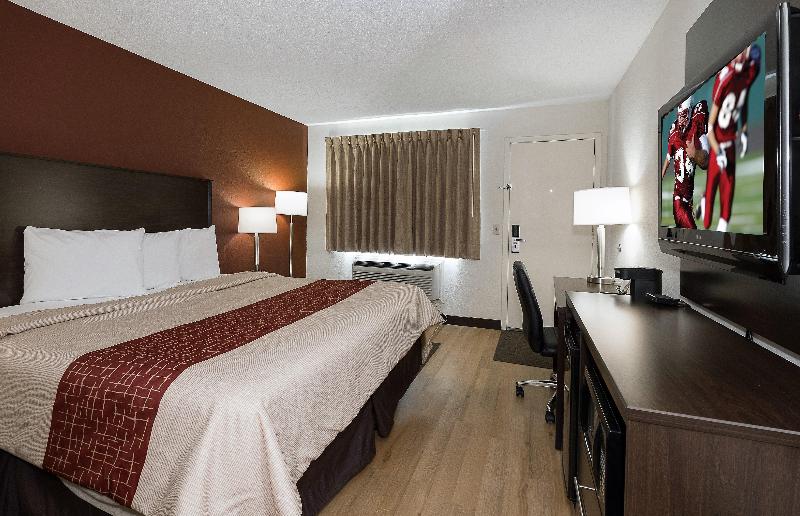 Red Roof Inn Dayton Huber Heights - photo 37