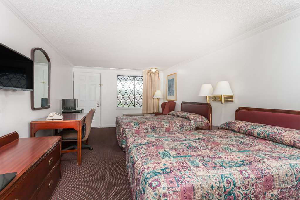Knights Inn Columbia - photo 10